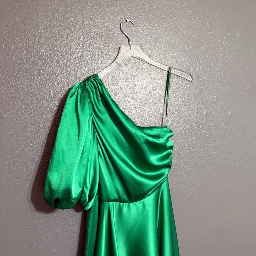 AMUR NWT Yaretzi One Shoulder Dress Size 2 - Picture 6 of 12